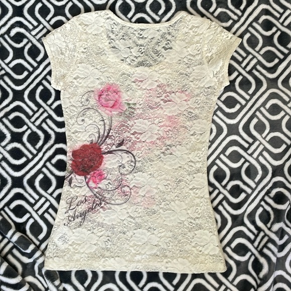 Women’s Guess lace shirt - Picture 3 of 5